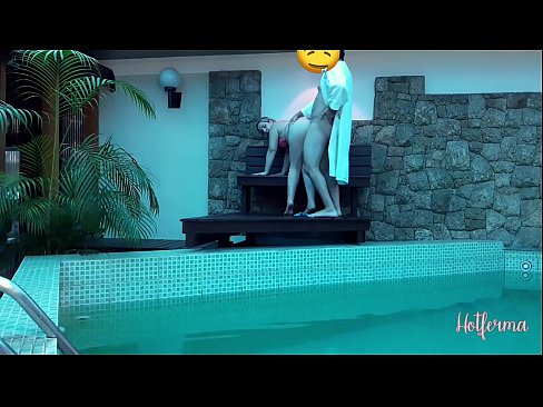 ❤️ Il capo invita la cameriera alla piscina, ma non poteva resistere a un caldo ❤ Solo porno al it.pornhills-com.ru ☑